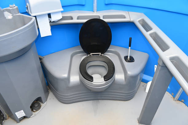 Best Luxury portable toilet rental  in Cedar Ridge, CA